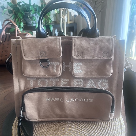 Marc Jacobs The Cargo Tote bag in Camel - Picture 4 of 7